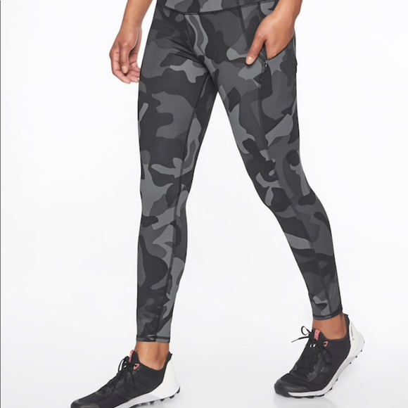 Athleta Pants - Athleta Camo Contender 7/8 Tight Large